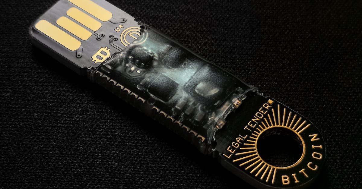 Kieszonkowy sejf na dane: jak wybrać pendrive z szyfrowaniem, który naprawdę dba o poufność