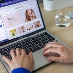 Zamień potwierdzenie zamówienia w magnes na powroty: sztuka newsletterów transakcyjnych w e‑sklepie