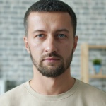 Ciężki tydzień za tobą? Oto sposoby, by uspokoić kortyzol i odzyskać spokój